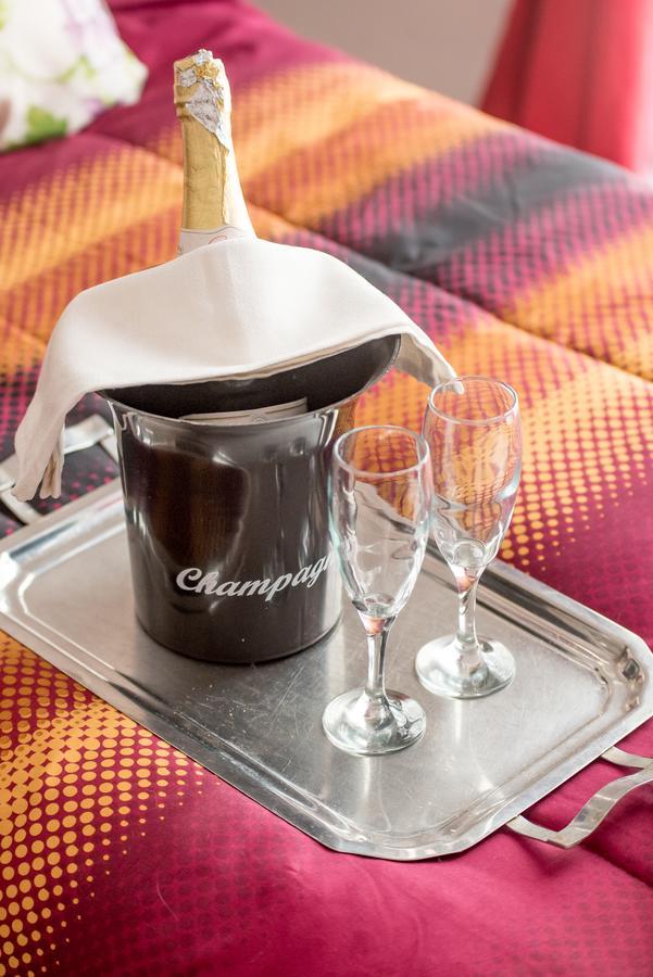 Апартаменты Desayuno En Tiffany'S Арройо-Секо Экстерьер фото